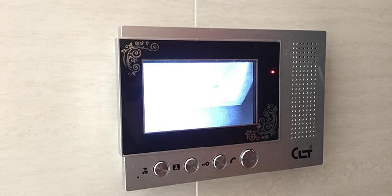 松湖豪庭(項(xiàng)目?jī)?nèi)容：停車(chē)場(chǎng)、刷卡門(mén)禁、安防監(jiān)控、樓宇對(duì)講系統(tǒng)等）